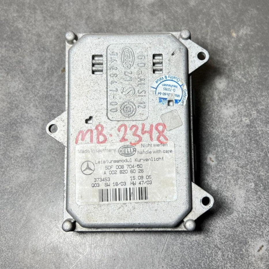 Mercedes W212 W204 Xenon Light Headlight Control Module Unit A002 8206026 OEM