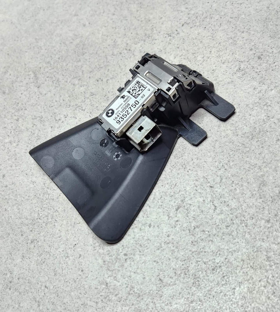 2015-2019 BMW X6 Windshield Lane Assist Camera 9352750 X6 F16 F86