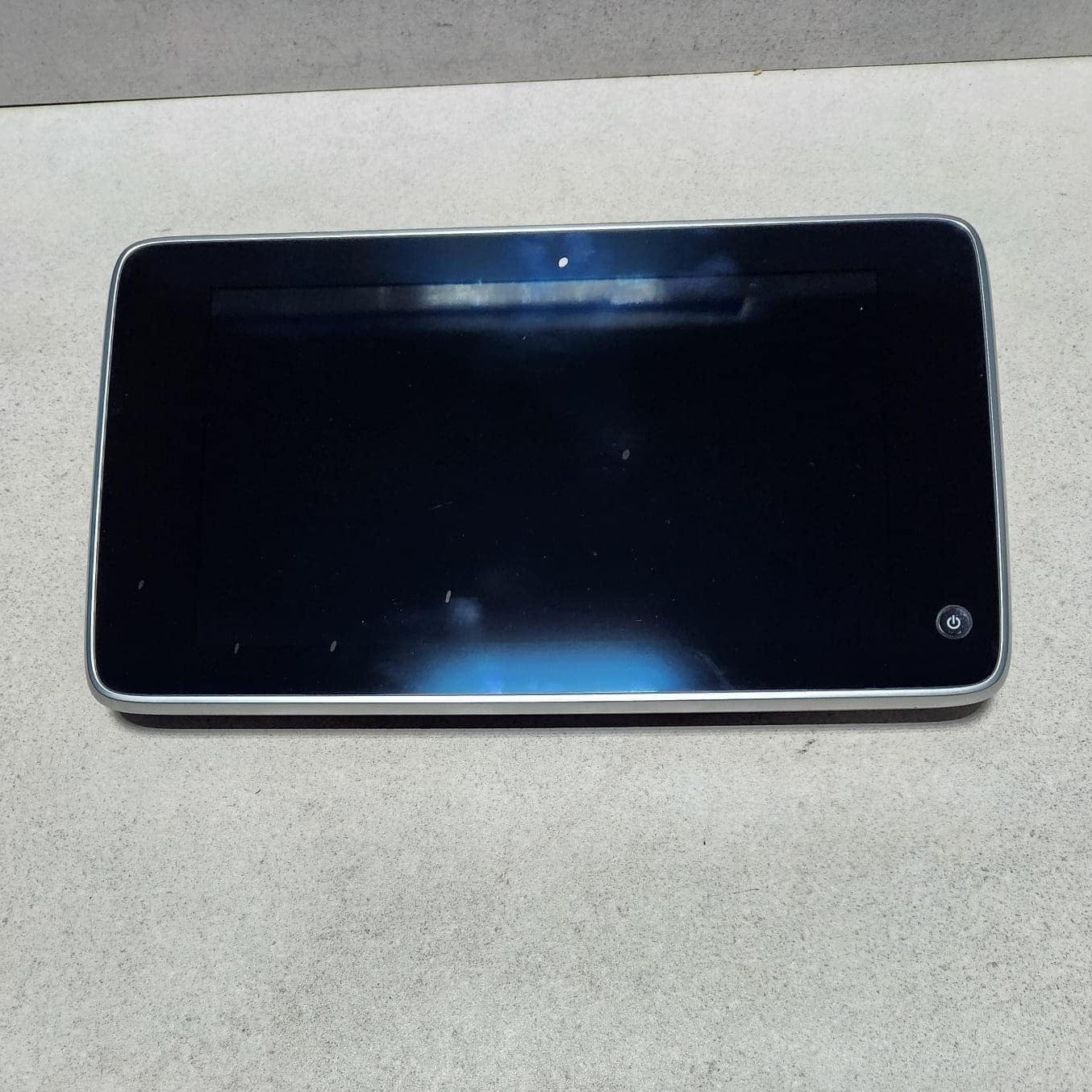 BMW Rear Compartment Monitor 9384085 G30 G31 G11 G12 F15 F16 5 6 7 Series X5 X6