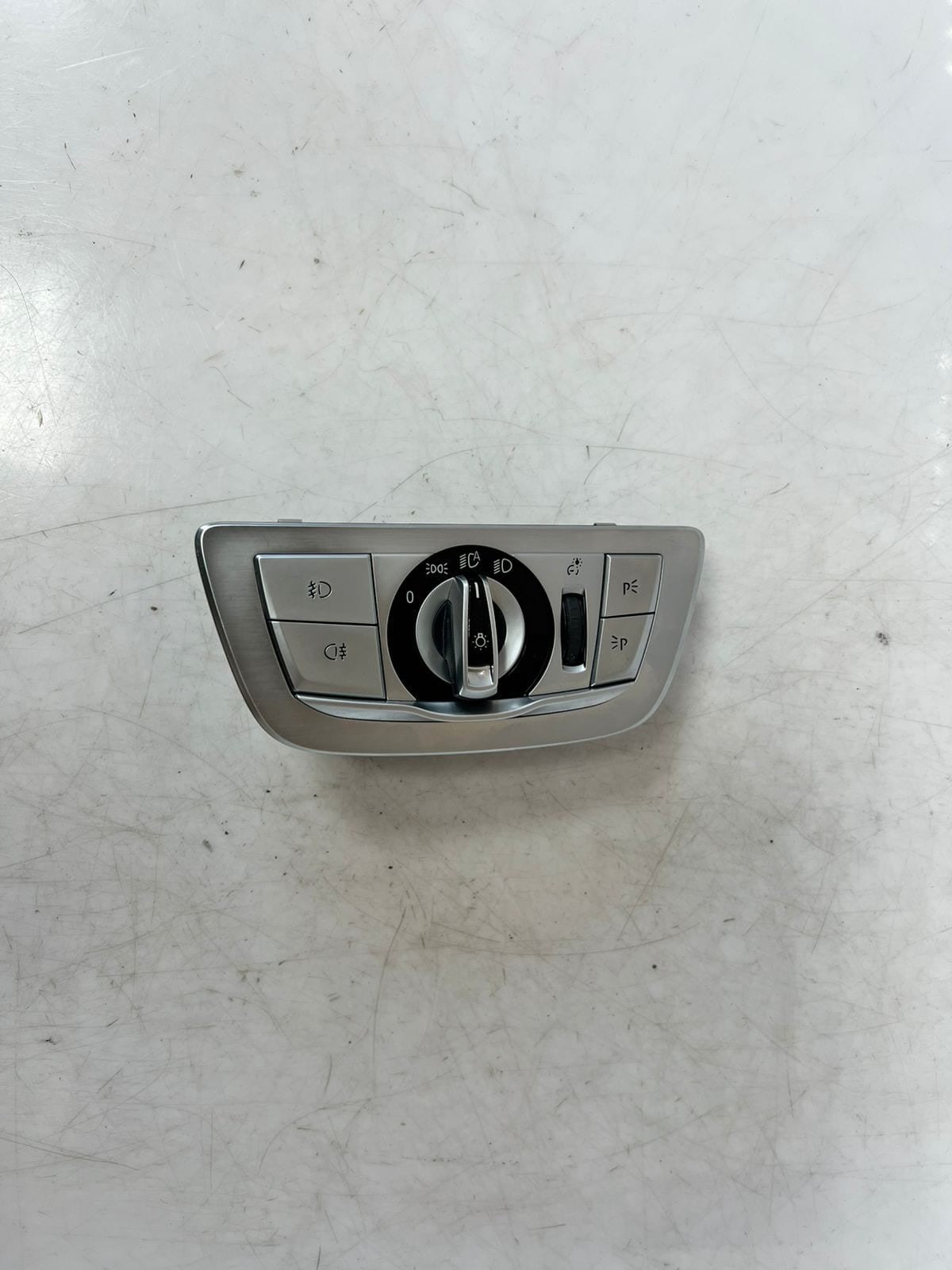 2015 BMW 7 Series G11 G12 Headlight Control Switch CONTROL Unit 9388939 OEM