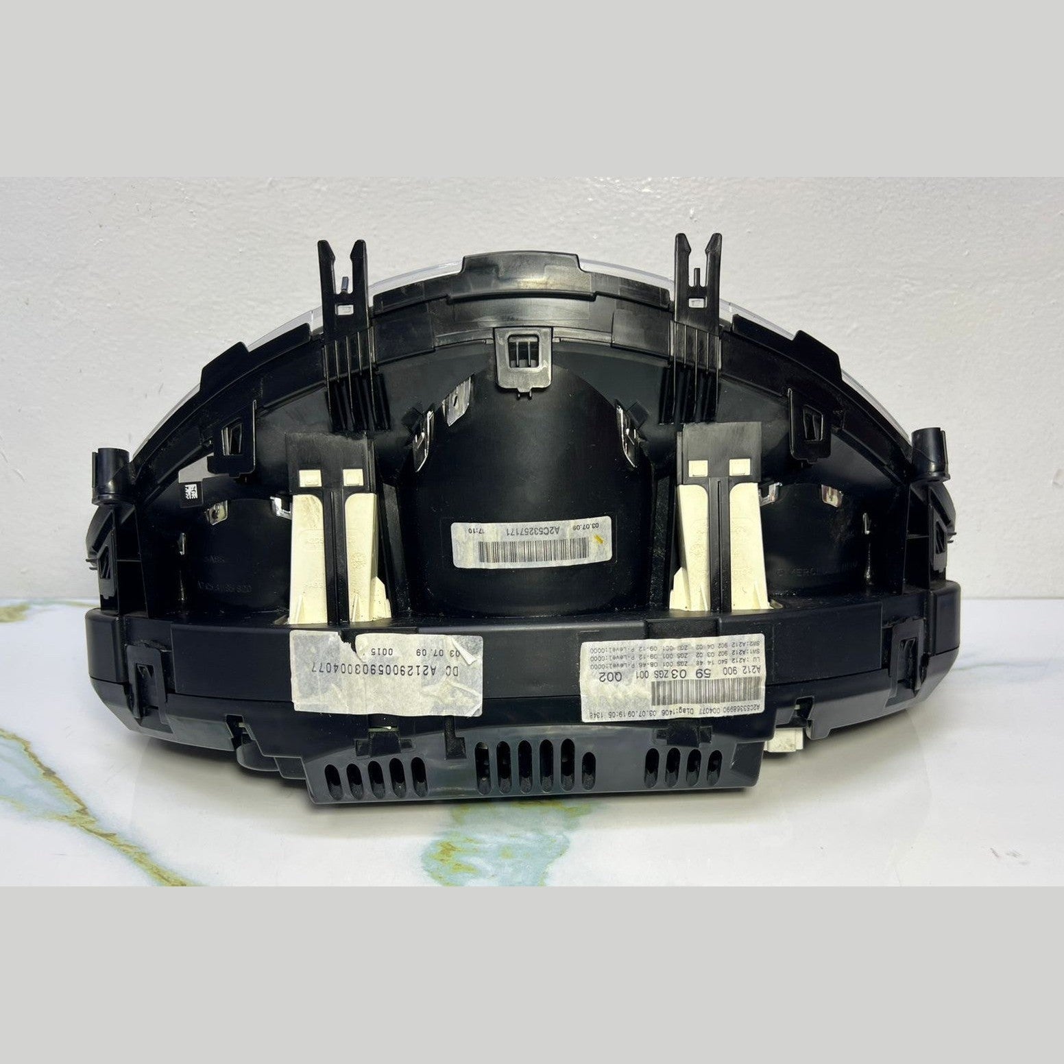 10-14 Mercedes-Benz W212 E-Class Instrument Cluster Speedometer A212 9005903 OEM