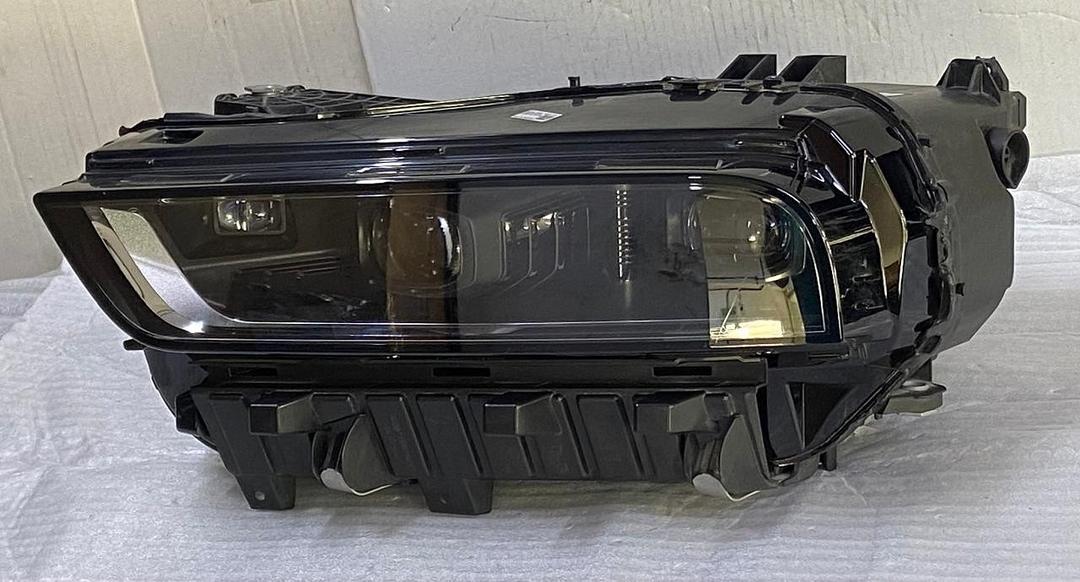 OEM BMW G07 X7 2024 Head Light LED Mexico Left Side 5A5F0E1 US Without module