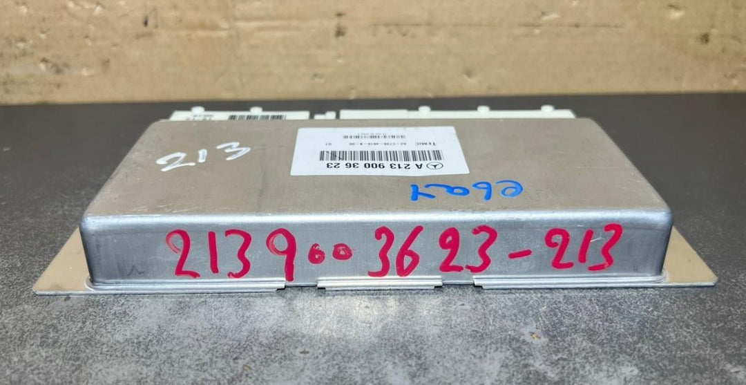 15-20 Mercedes W213 E-Class Air Airmatic Suspension Control Module A213 9003623