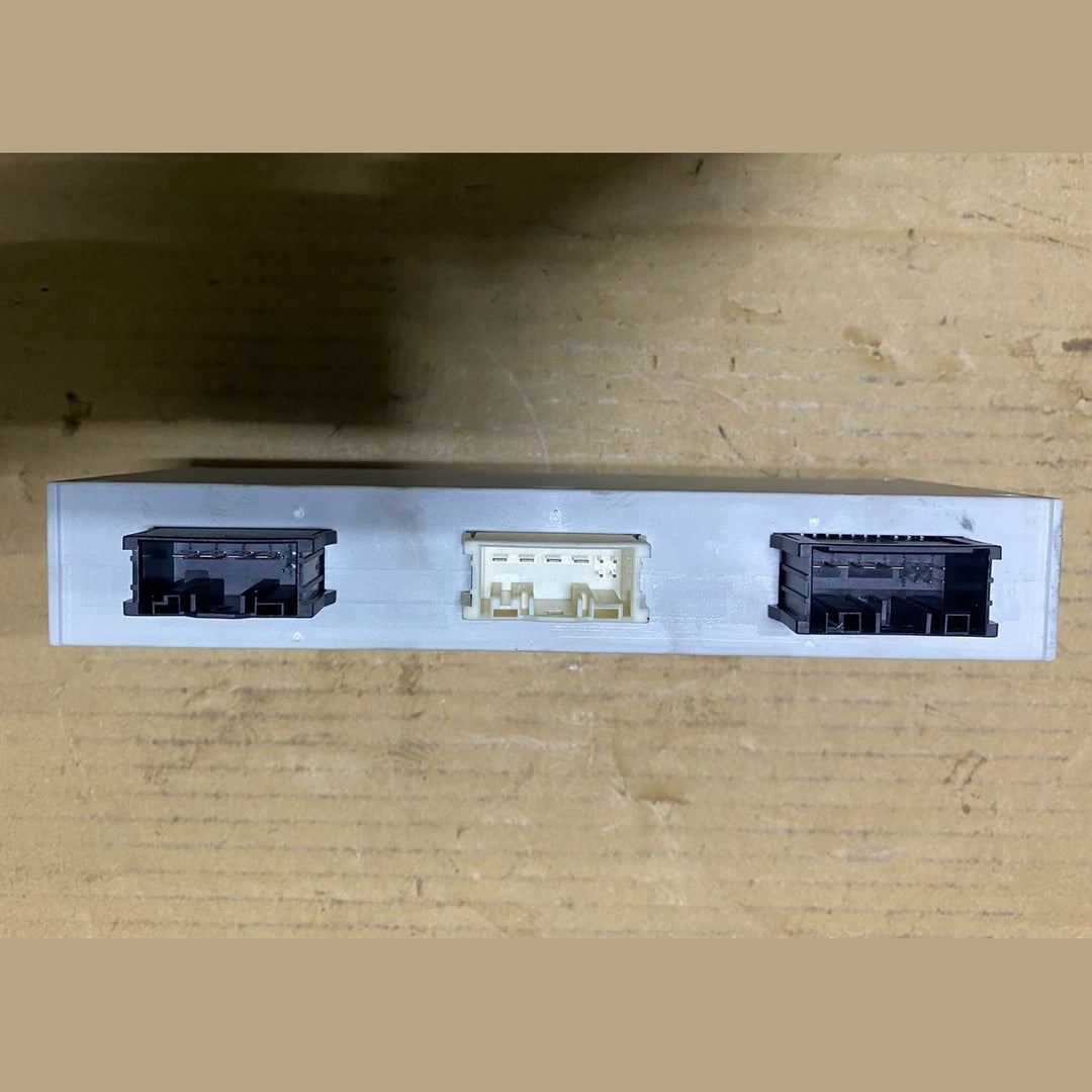 2015 BMW 535i Tailgate Lift Control Module 7258363 740i, 740Li, 750i, and 535i 
