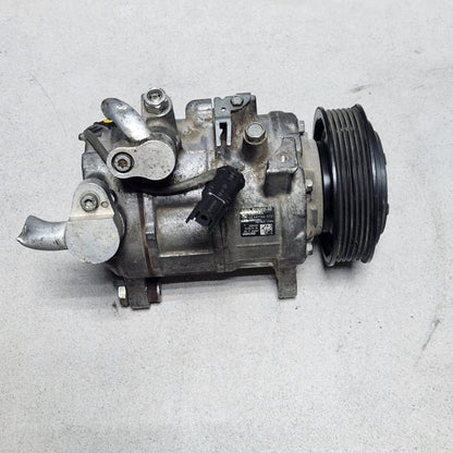 BMW Air Conditioning Compressor 9330831 3 Series F30 F30 F34 GT and 1 Series    