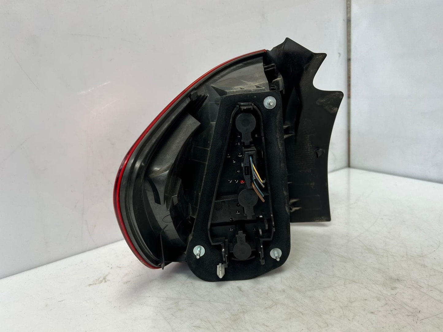 2010-2015 BMW X1 E84 Rear Right SIDE Tail Light 2990110 OEM