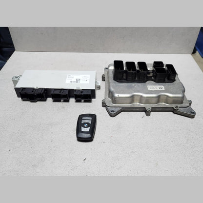 2011-2013 BMW 125i Engine Control Unit ECU Set 8617551 F20 F21 125i N20