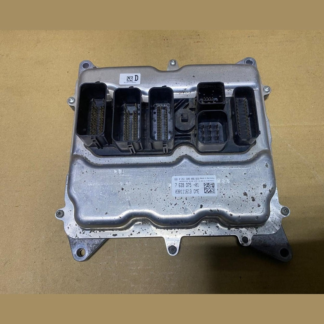 BOSCH Toyota Camry Engine Control Unit 7639375