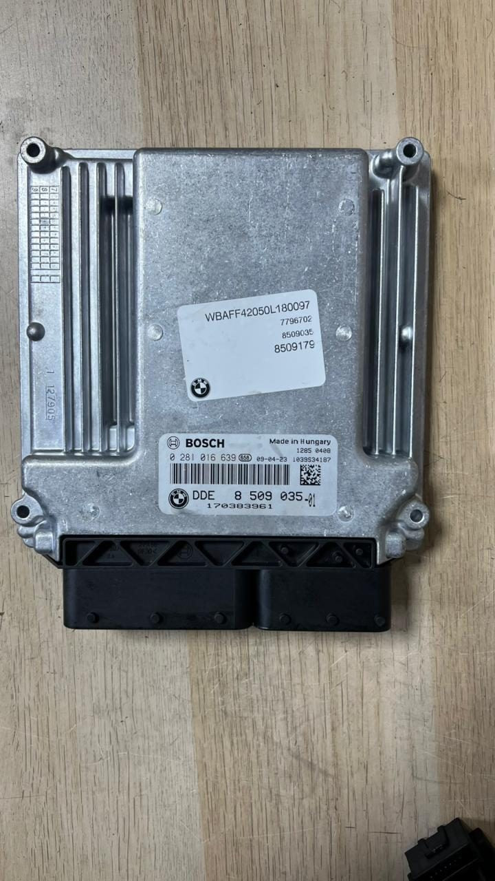 2007-13 BMW 530D, X5 E70, X6 E71 3.0L Engine Control Unit 8509035