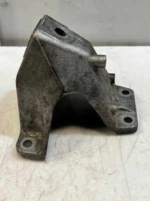 BMW 5 Series F10 F11 525d xDrive Engine Mounting Bracket Right Aluminium 6793004