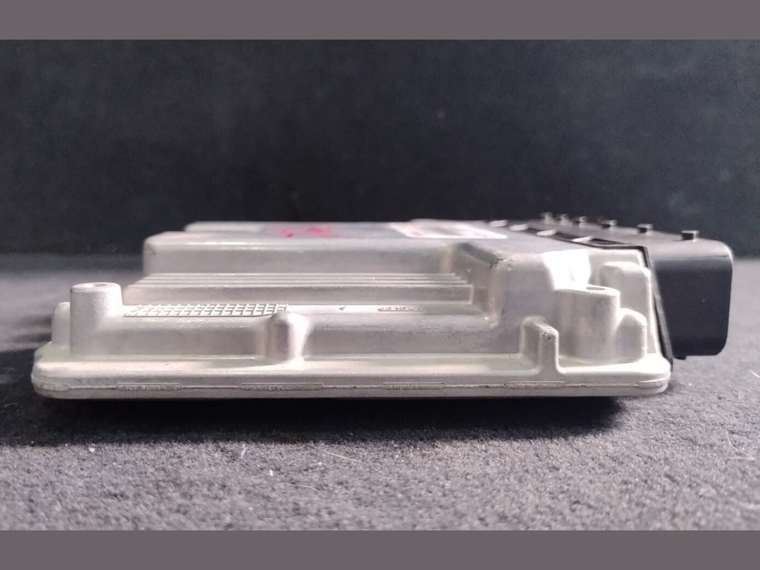 BMW 2 SERIES GRAN TOURER F46 2.0  ENGINE CONTROL MODULE ECU UNIT 8589145