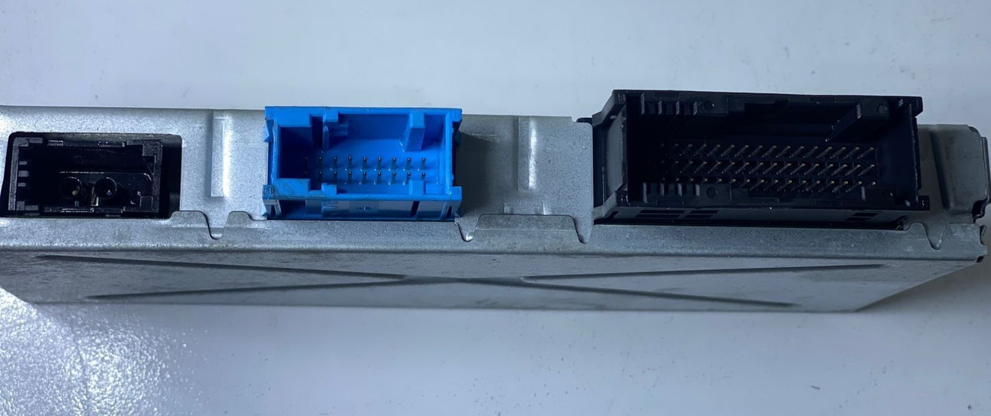 2011-2016 BMW 535i, 550i, 640i, and 740i CENTRAL GATEWAY CONTROL MODULE 9244261