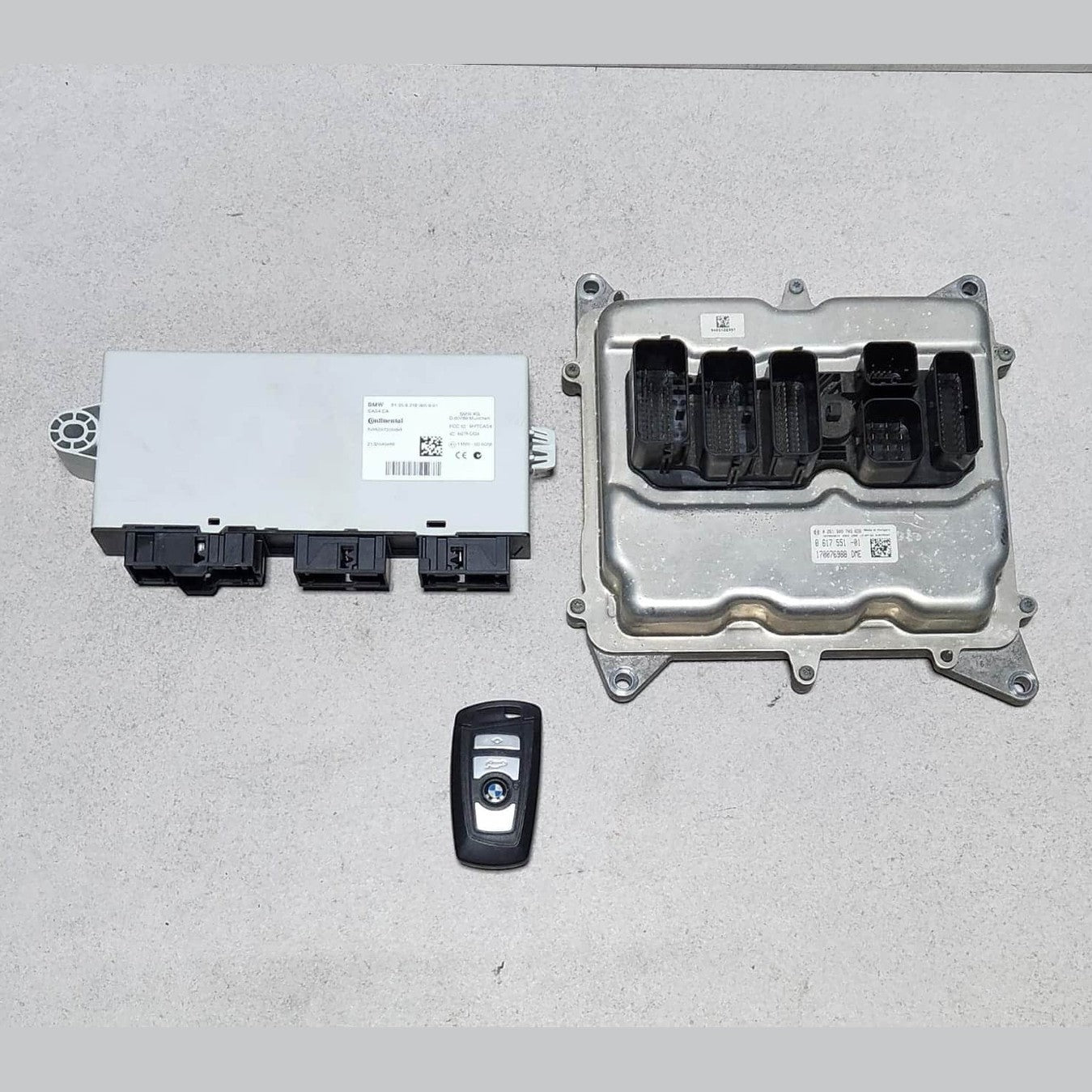 2011-2013 BMW 125i Engine Control Unit ECU Set 8617551 F20 F21 125i N20