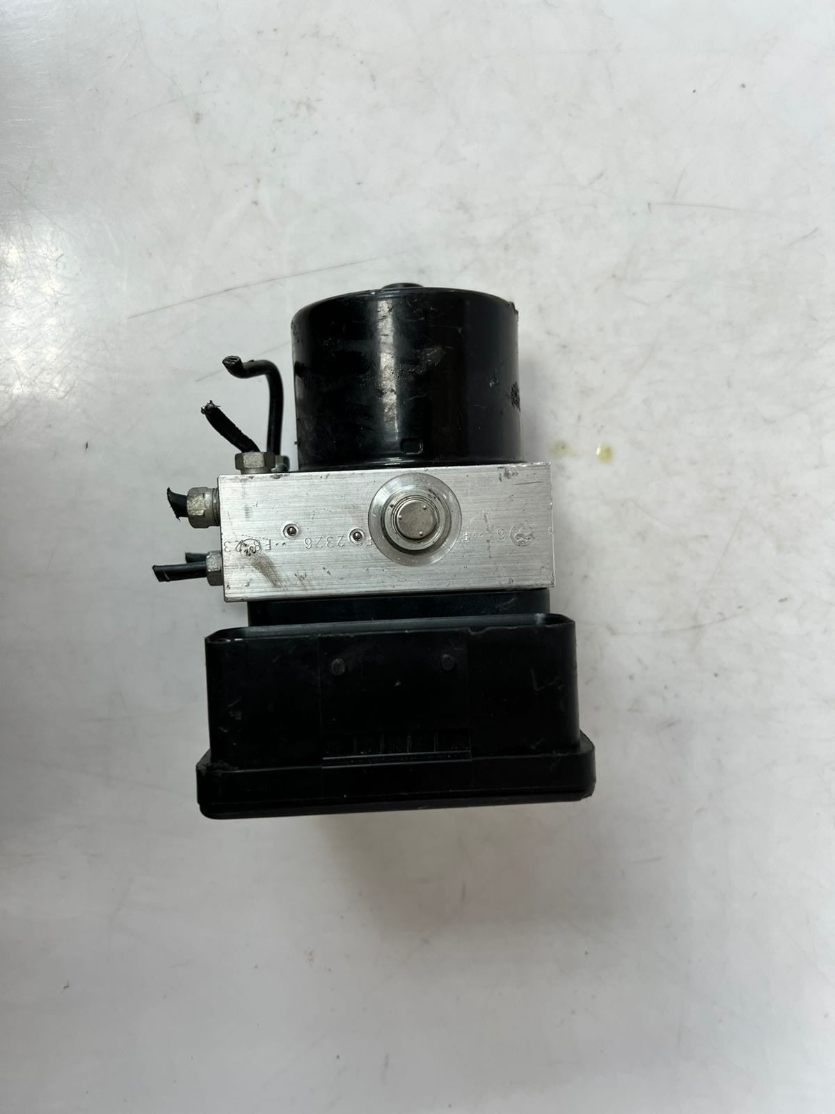 BMW 3 Series E90 E91 ABS DSC Pump Unit Module 6784764 OEM