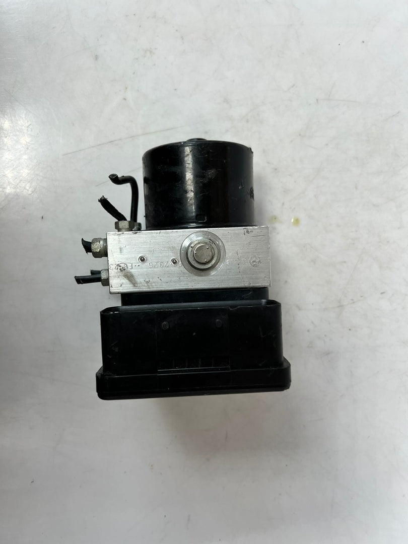 BMW 3 Series E90 E91 ABS DSC Pump Unit Module 6784764 OEM