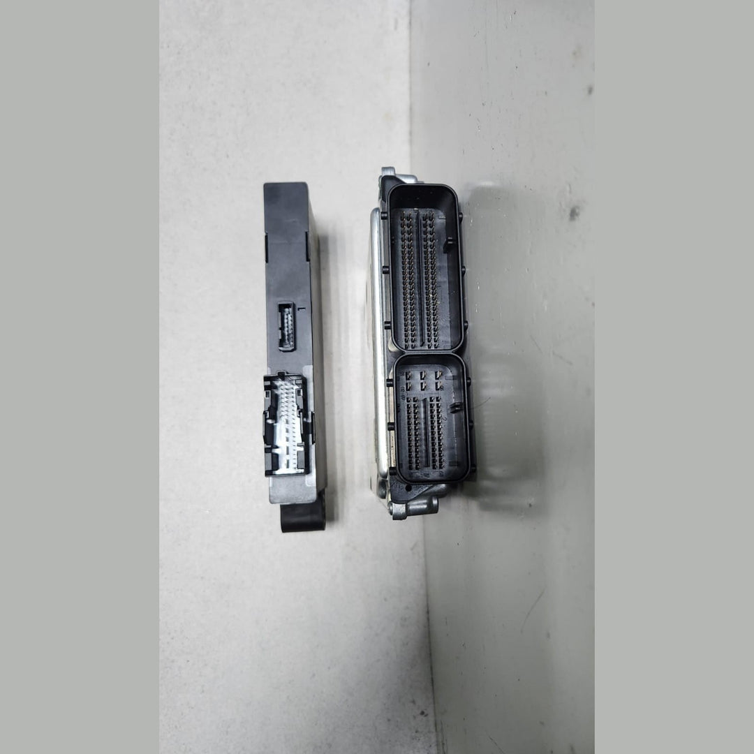 2007-2013 BMW X5 Engine Control Unit 8509036 X5 E70 3.0D ECU SET M57N