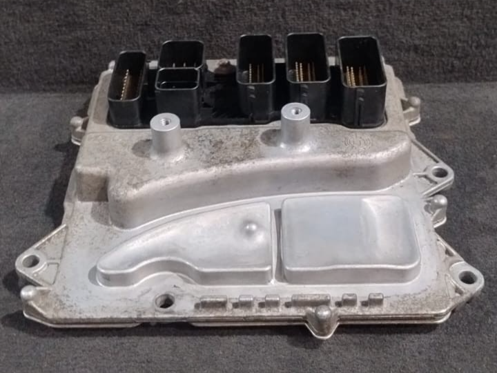 OEM BMW F12 640I N55 ENGINE COMPUTER CONTROL MODULE ECU  ONLY - 7632115