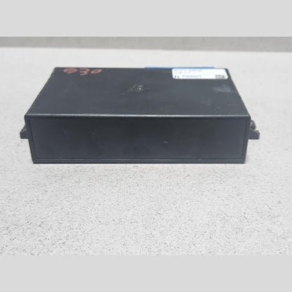 2018-2020 BMW 520i Authority Control Module 8071814  5 Series G30 G31 OEM