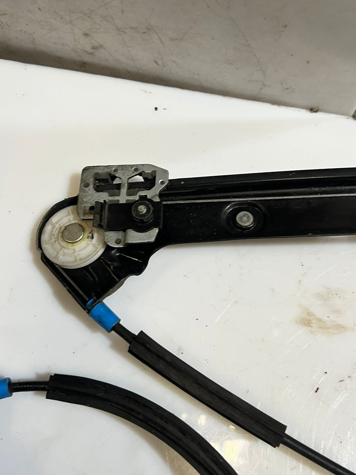 2000-2006 BMW X5 E53 Front Right Window Regulator With Motor 8254912 OEM