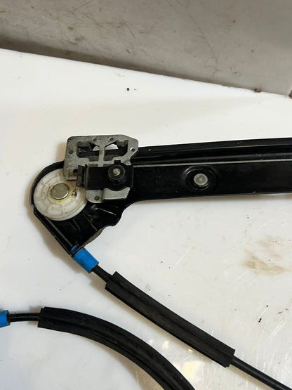 2000-2006 BMW X5 E53 Front Right Window Regulator With Motor 8254912 OEM