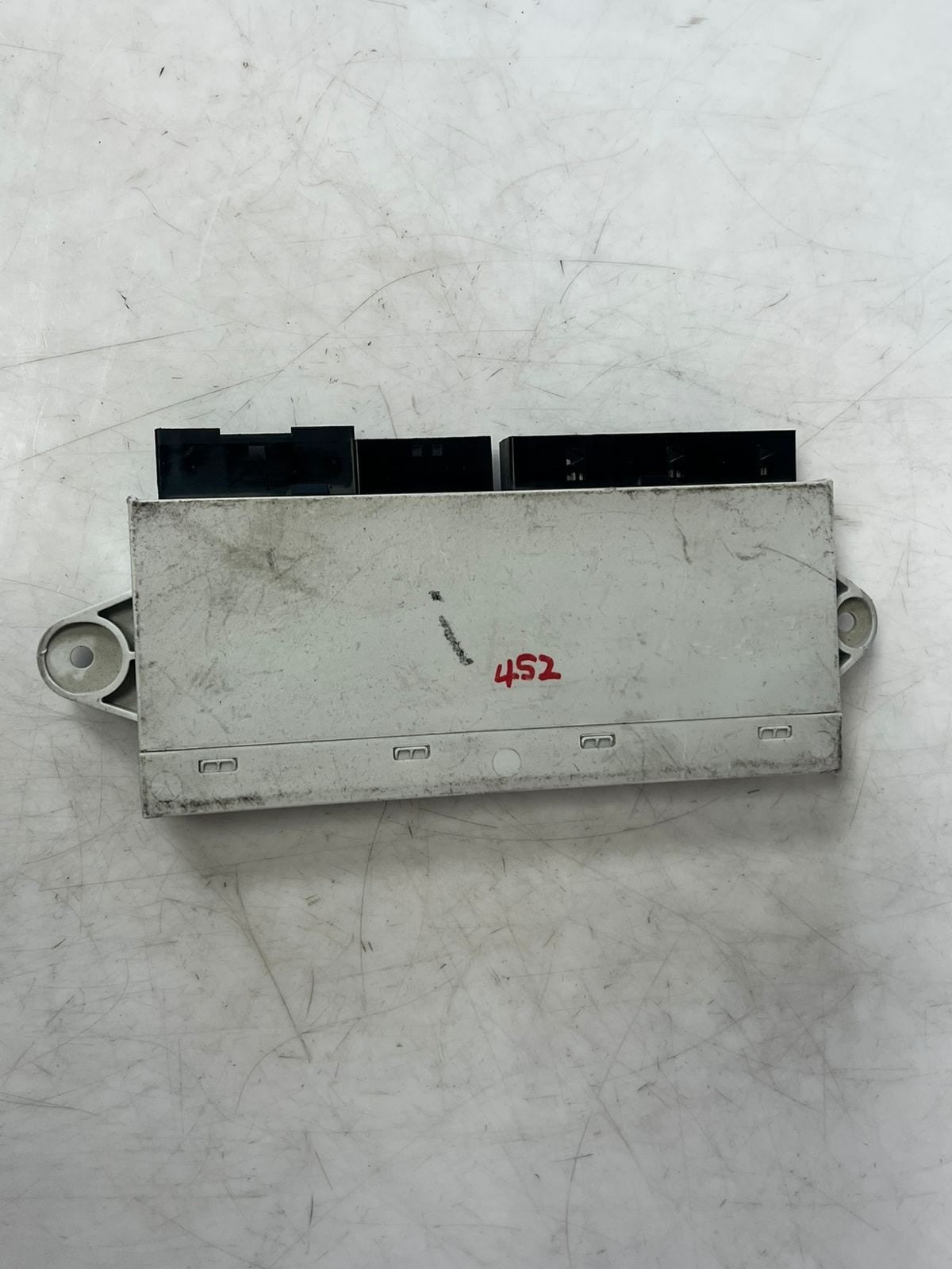 2004-2005 BMW 745i 7 Series E65 E66 Door Control Module 6958452 OEM