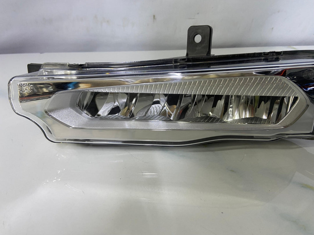 OEM BMW G01 G02 X4 X3 FRONT LEFT BUMPER LED FOG LIGHT 7412527