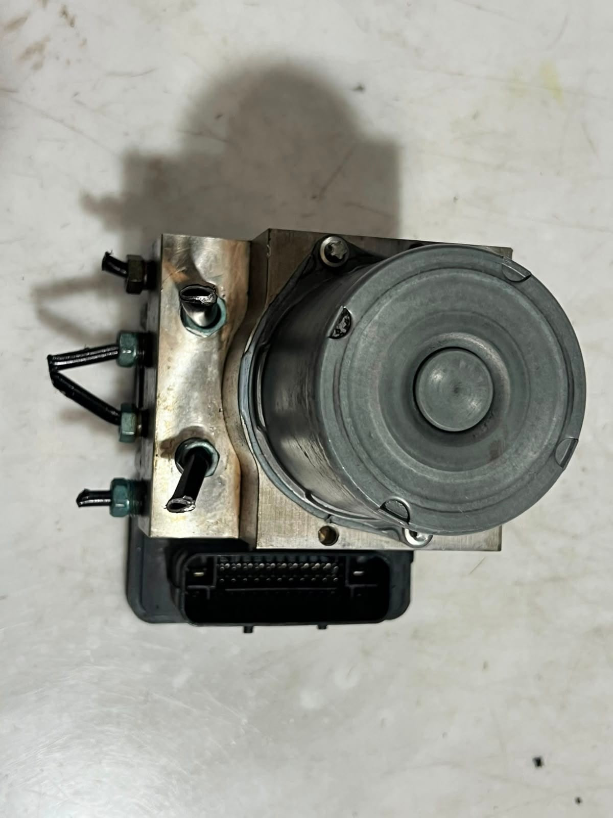 BMW F10 5 Series F06 6 Series F01 7 Series Abs Pump Module 6865860 OEM