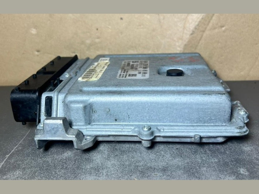 Mercedes W246 CLA B-Class Engine Control Module Unit ECM ECU A270 9000900 OEM