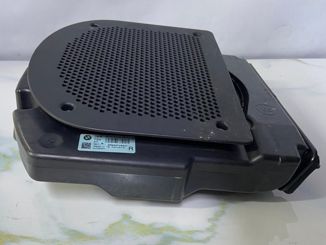 OEM BMW 7 F01 F02 F03 F04 Front Subwoofer Speaker RIGHT Side 9227482