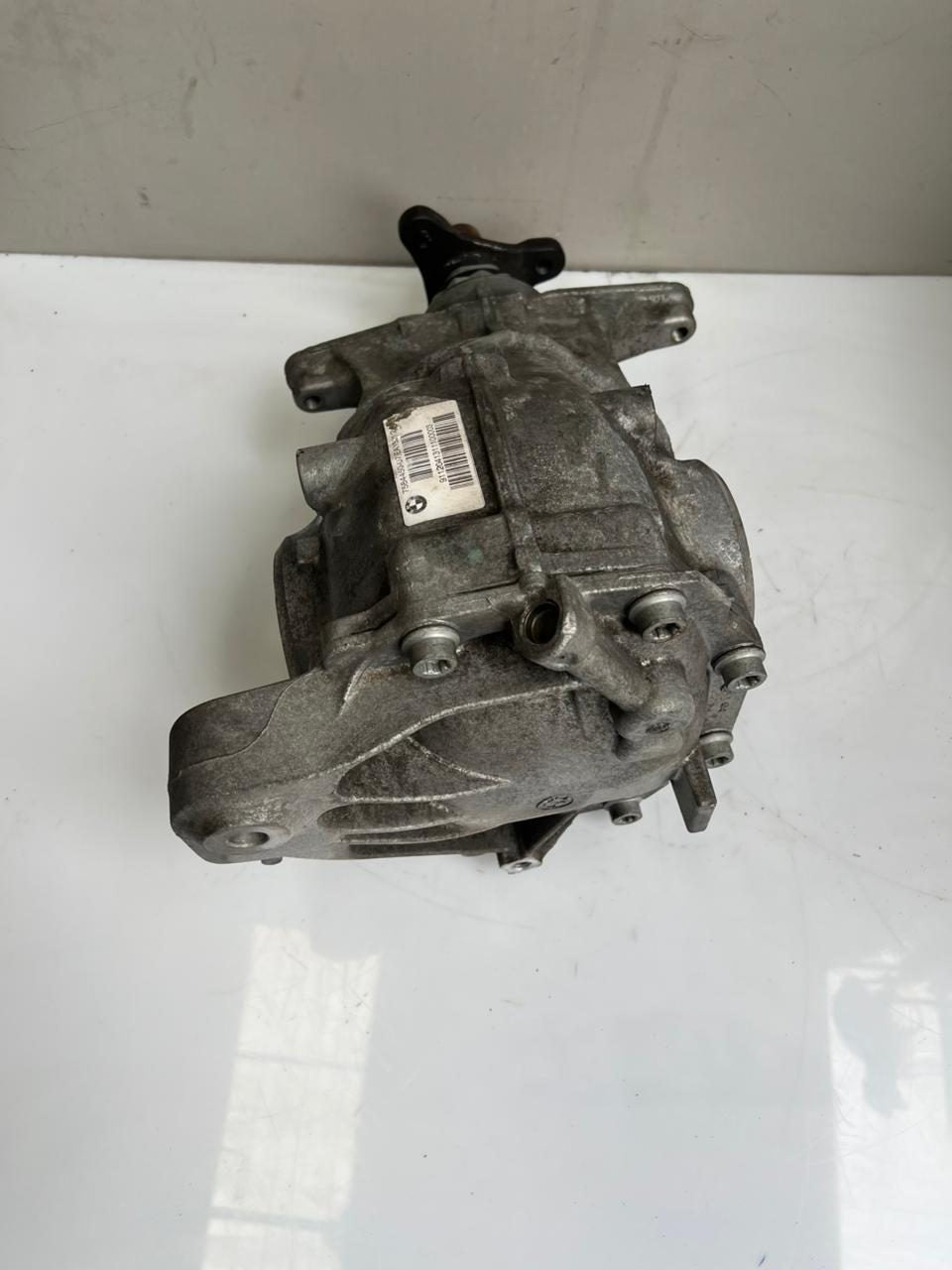 BMW 5 Series F10 F11 520d 525d 7 Series F02 Rear Differential 7584450 2.93 Ratio