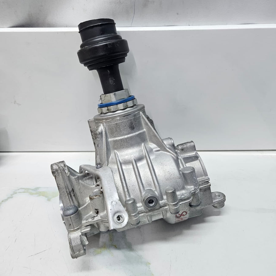 2017-2024 Mini Cooper Countryman M135i Transfer Case 7934642