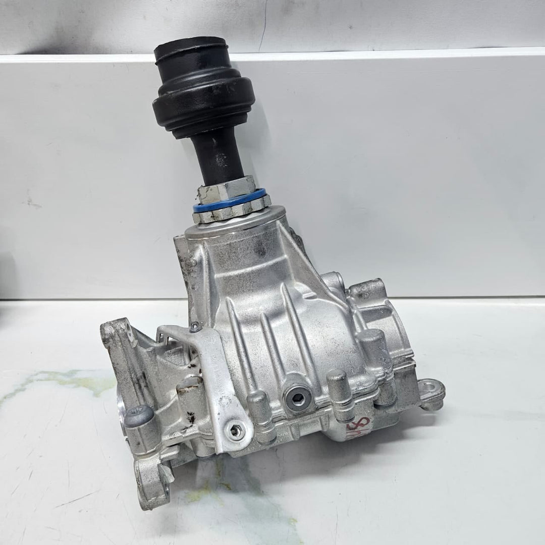2017-2024 Mini Cooper Countryman M135i Transfer Case 7934642