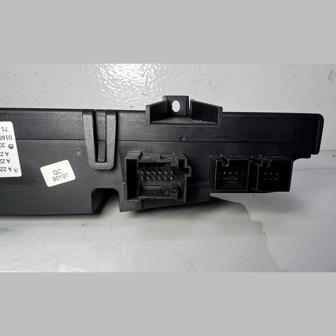07–13 Mercedes Benz W221 S-Class AC Heater Climate Control Switch A221 8704658