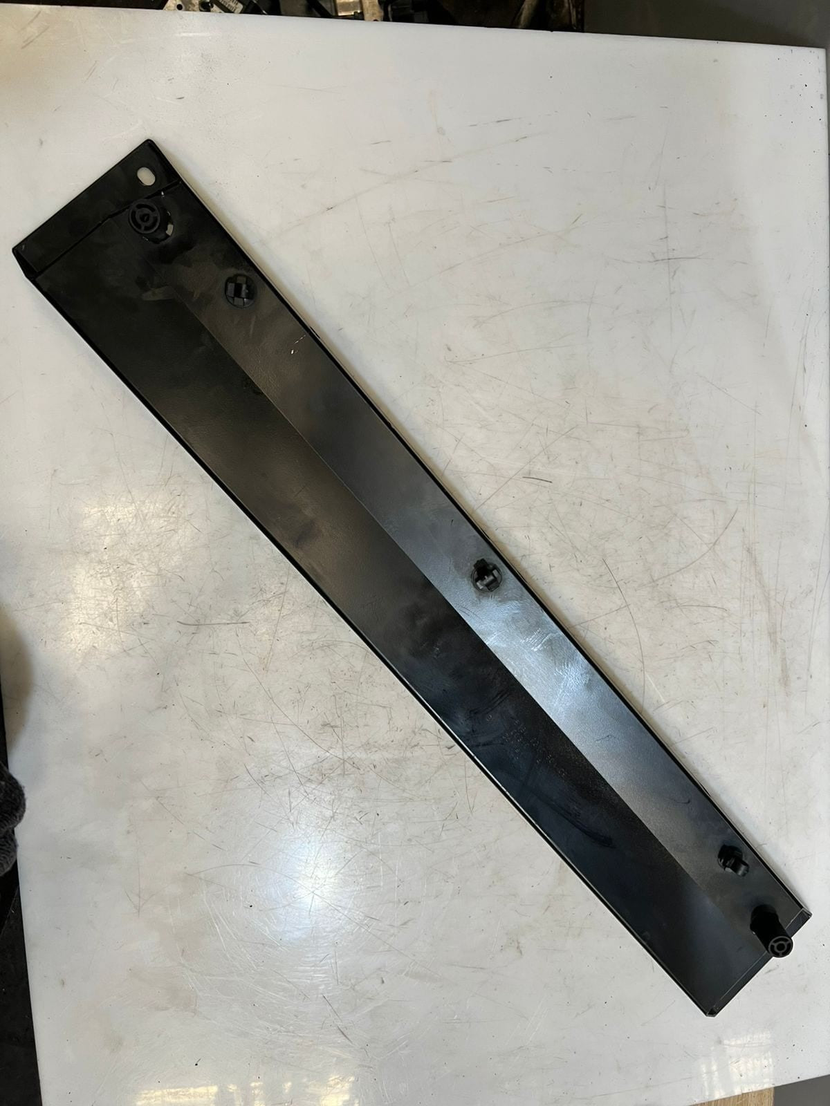 2011-2017 BMW X3 F25 and X4 Radiator Support Upper Cover Plate 7210501 OEM