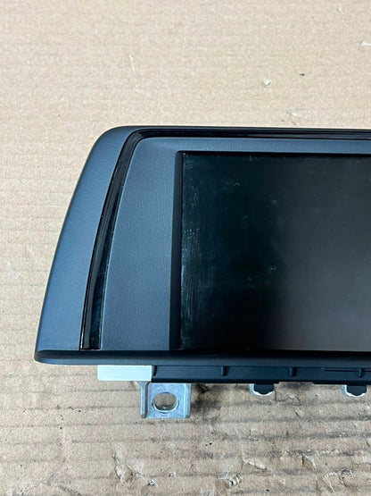 BMW 1 SER 116I F20 F21 Dashboard Multimedia 6.5 CID Display Screen 9262752 RHD