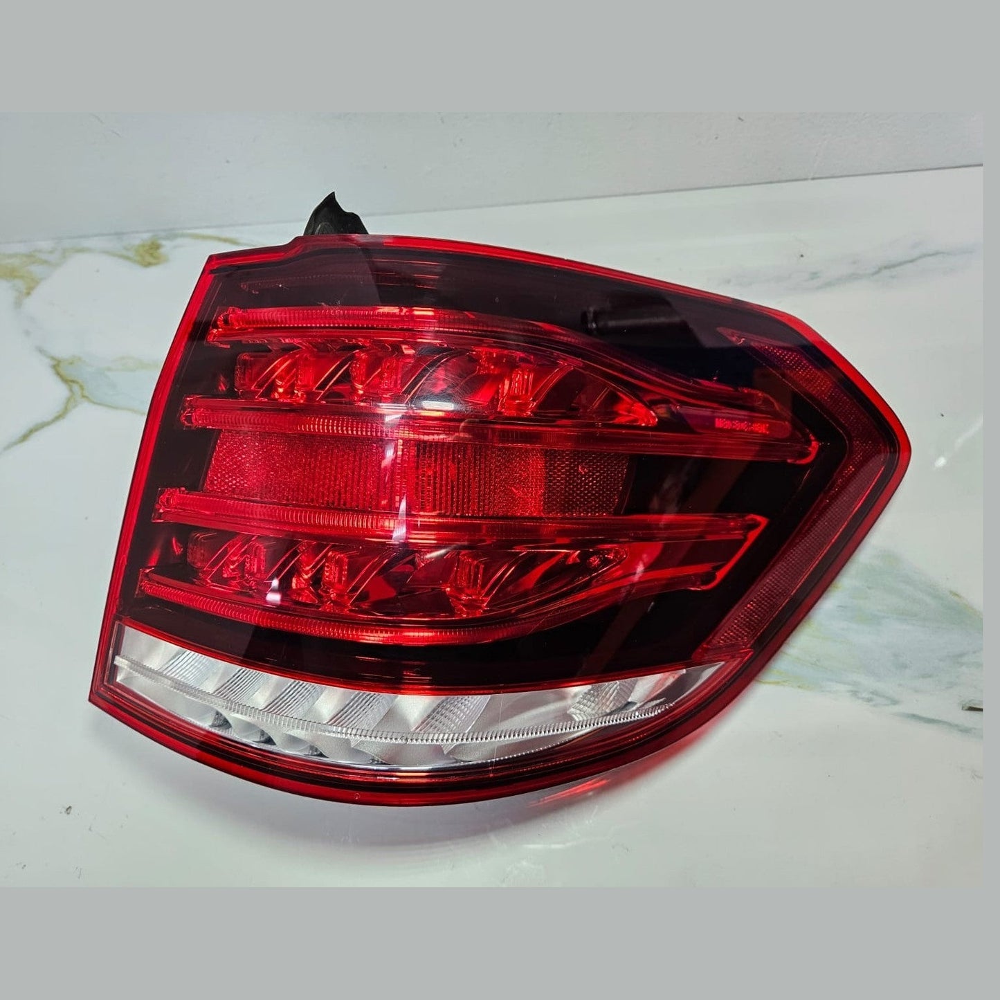 Mercedes W212 E-Class Rear Right Side Tail Light Brake Stop Lamp A212 9061803