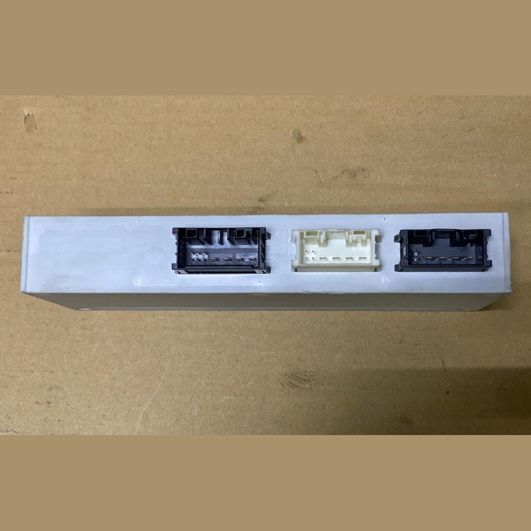 2014-2018 BMW X5 Tailgate Control Module 7388490 F15 X5, F16 X6, F31, F36, F45, 