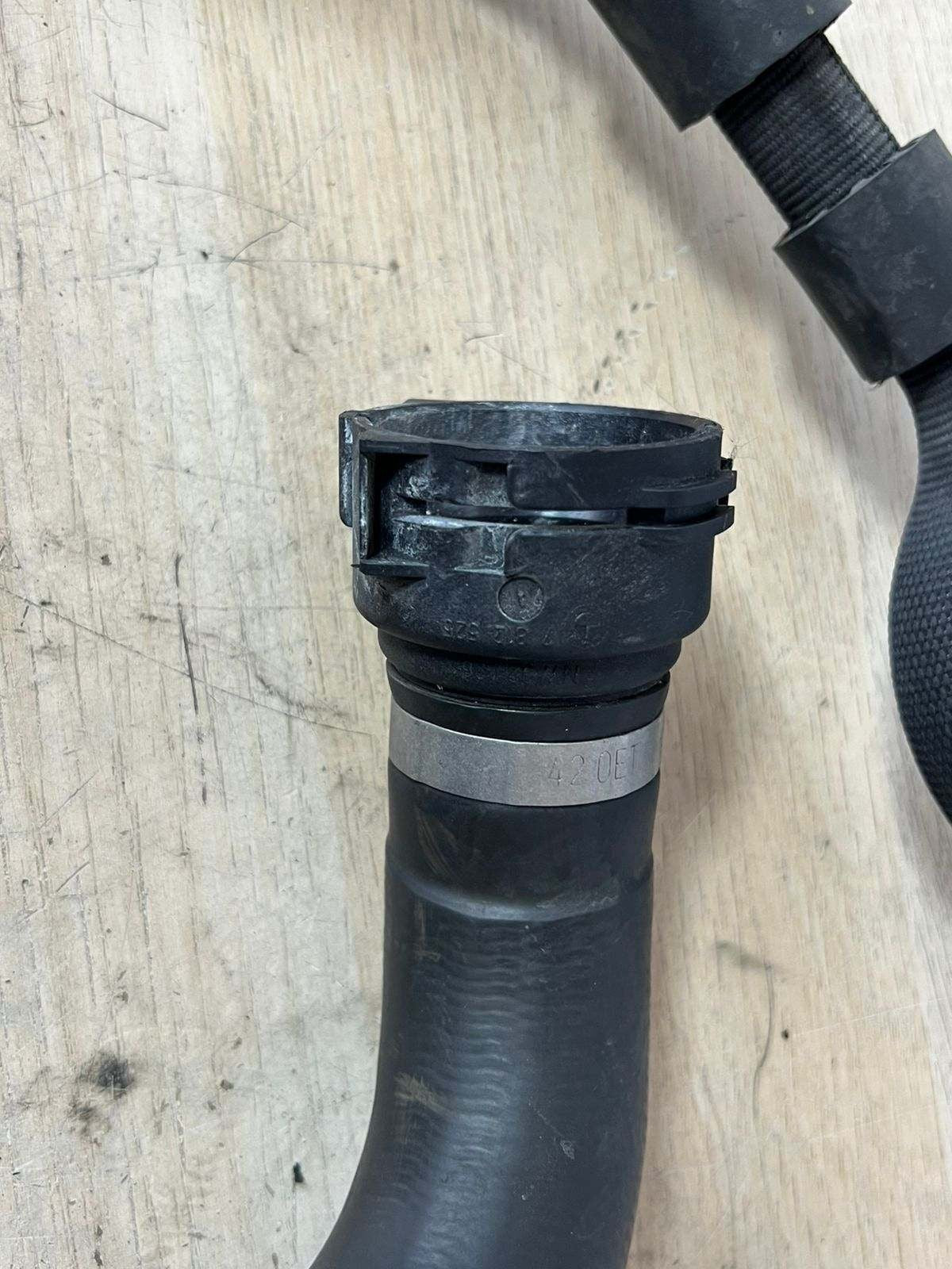 Coolant Hose BMW F20 F21 F30 F31 LCI Cooling Radiator Line 8602025