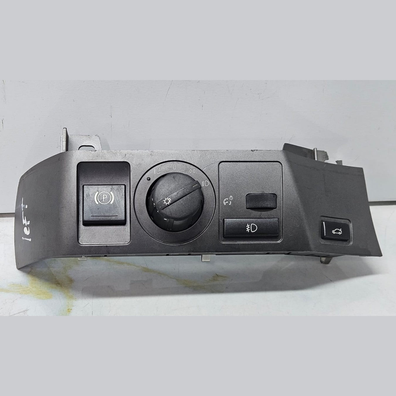 2002-2005 BMW E65 745Li Headlight Control Switch 6918848 OEM