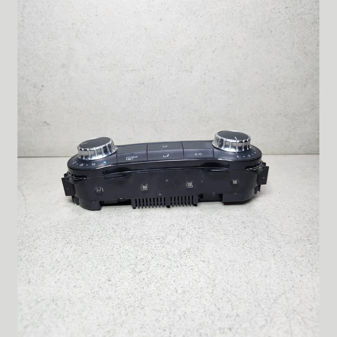 BMW Mercedes-Benz Climate Control Panel A2469002208 A-Class W176 and GLA 
