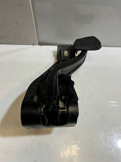 2022 BMW iX I20 xDrive 40 Brake STOP Pedal BRACKET 6893659 OEM