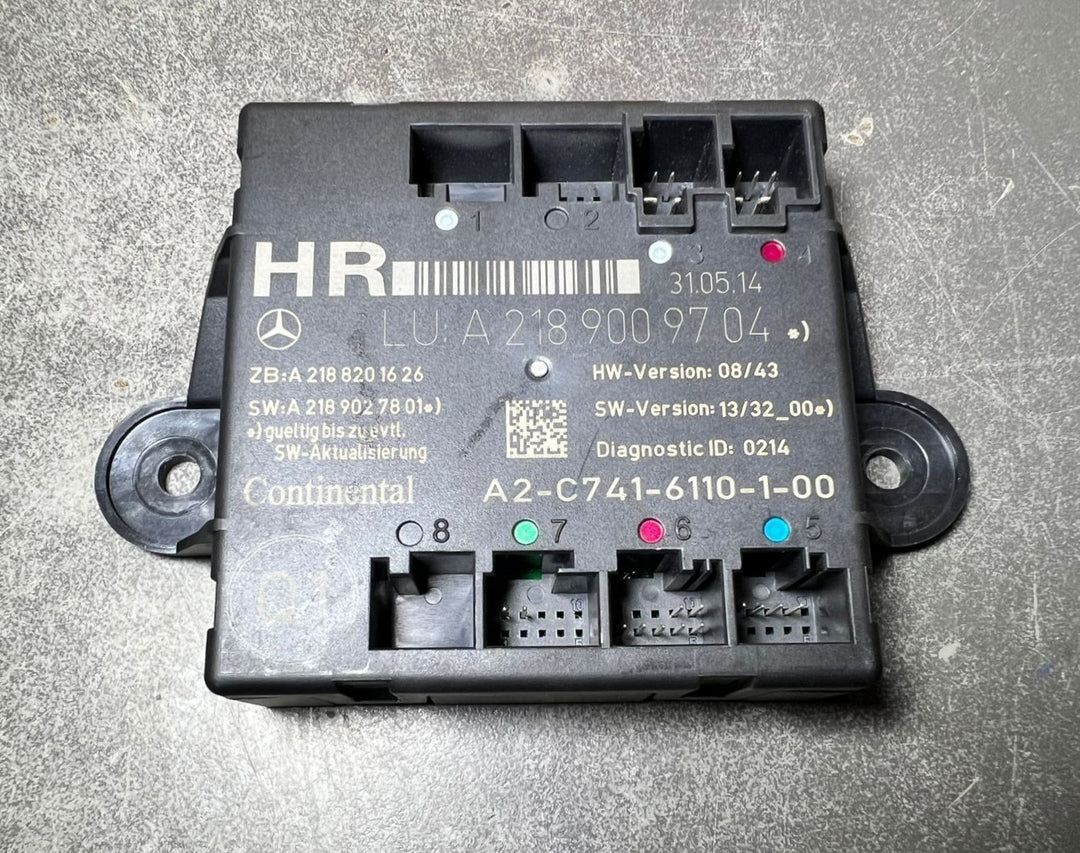 Mercedes-Benz W212 W218 Rear Right Side Door Control Module A218 9009704 OEM