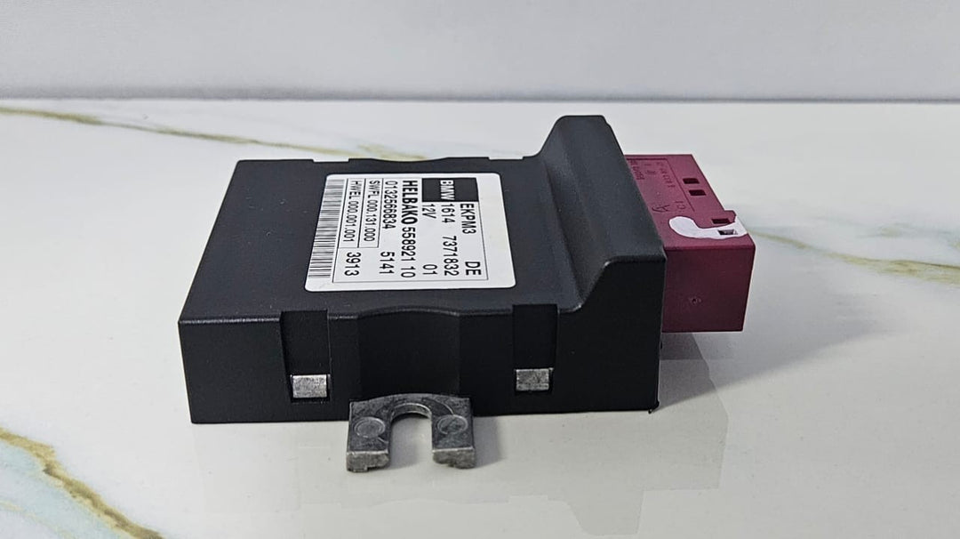 OEM 09-15 BMW F01 F02 740i N55 Helbako EKPM3 Fuel Pump Control Module 7371832
