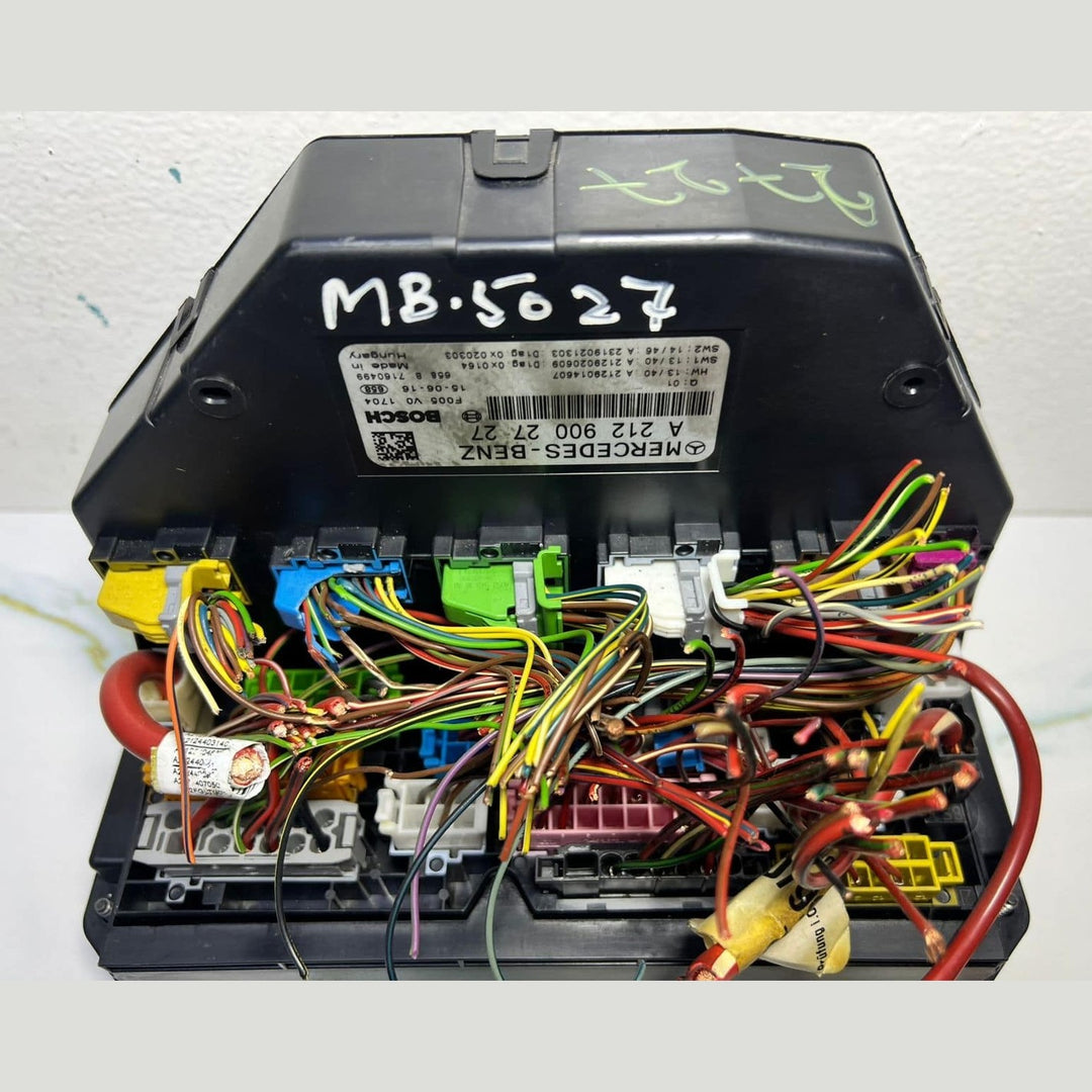 Mercedes Fuse And Relay Module A2129002727 CLS C218 X218