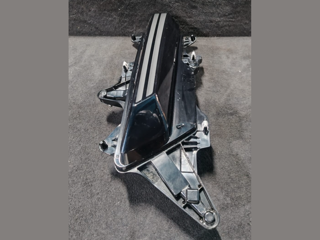 BMW XM OEM  TRUNK  RIGHT SIDE BACK OR TAIL LIGHT LED - 1278.306.0000.00