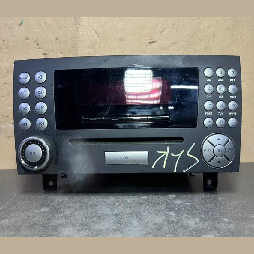 2007-2010 Mercedes W171 SLK Radio Audio Head Unit CD Player A171 8200386 OEM