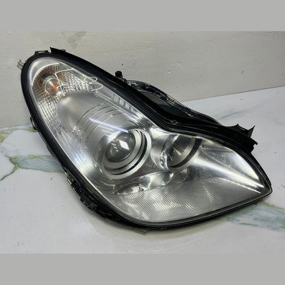 06-10 Mercedes W219 CLS-Class CLS350 Front Right Side Head light Headlamp OEM