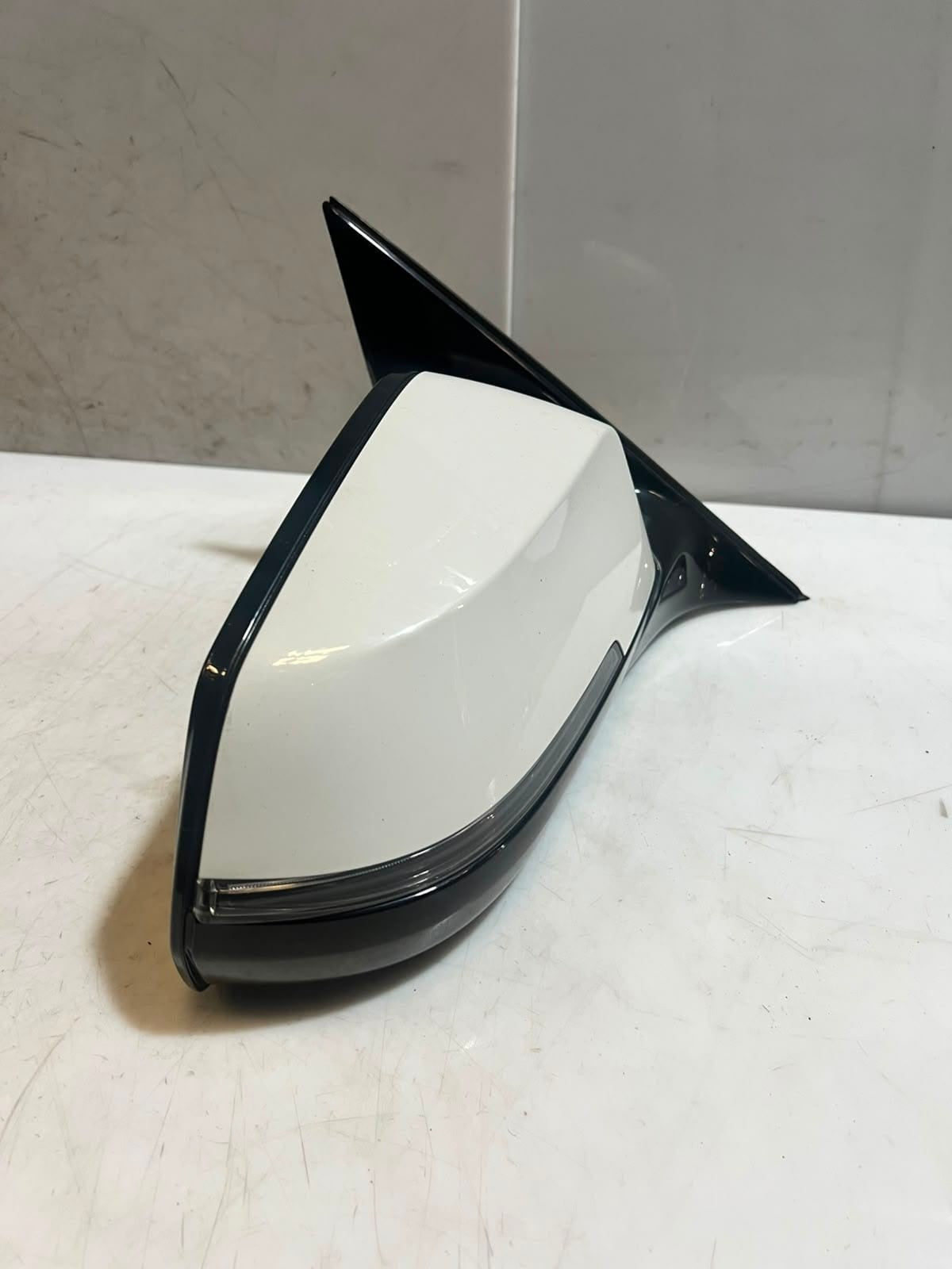 BMW 5 Series F10 F11 Right Side View Mirror Right Front Electric F0153124U6680