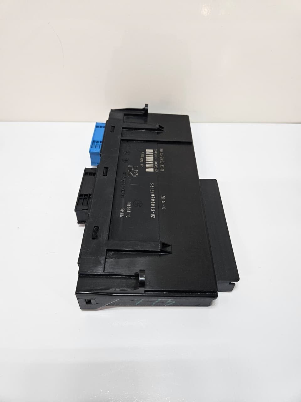 2013-2015 BMW E84 X1 Body Control Module 9298945 OEM