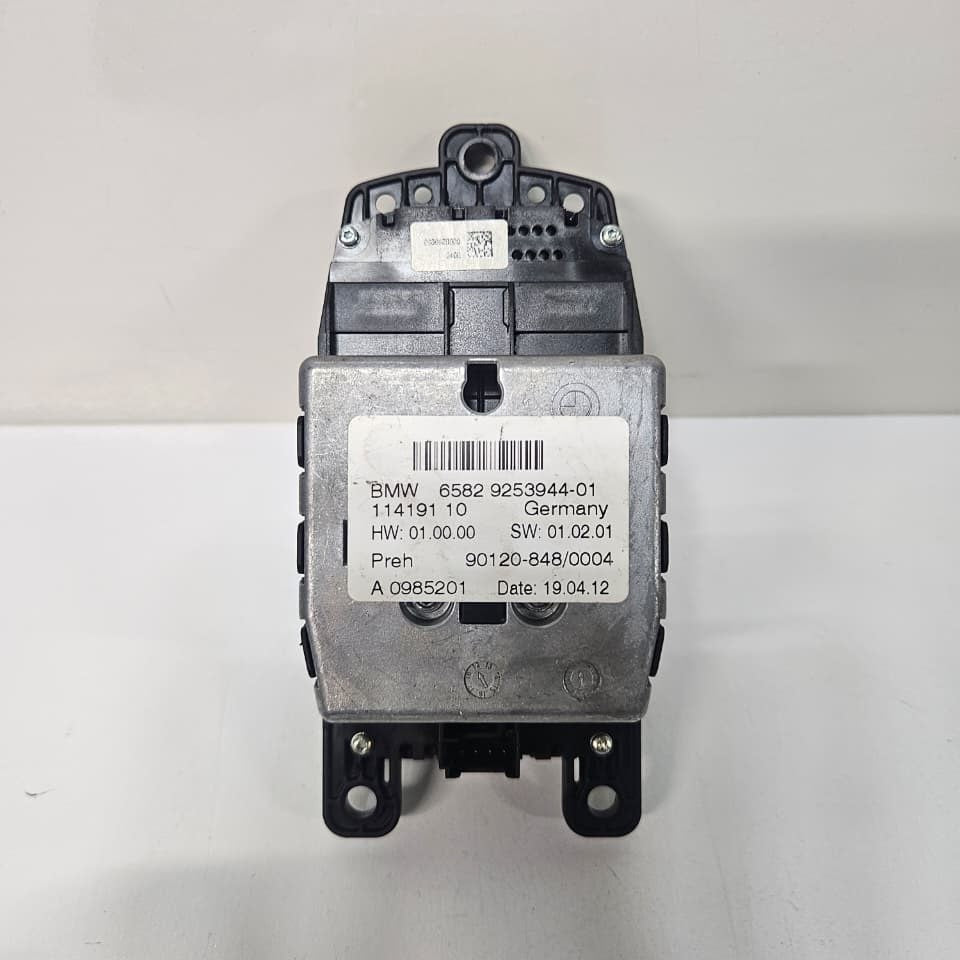 BMW F10 X3 F25 Navigation System Idrive Controller 9253944 OEM